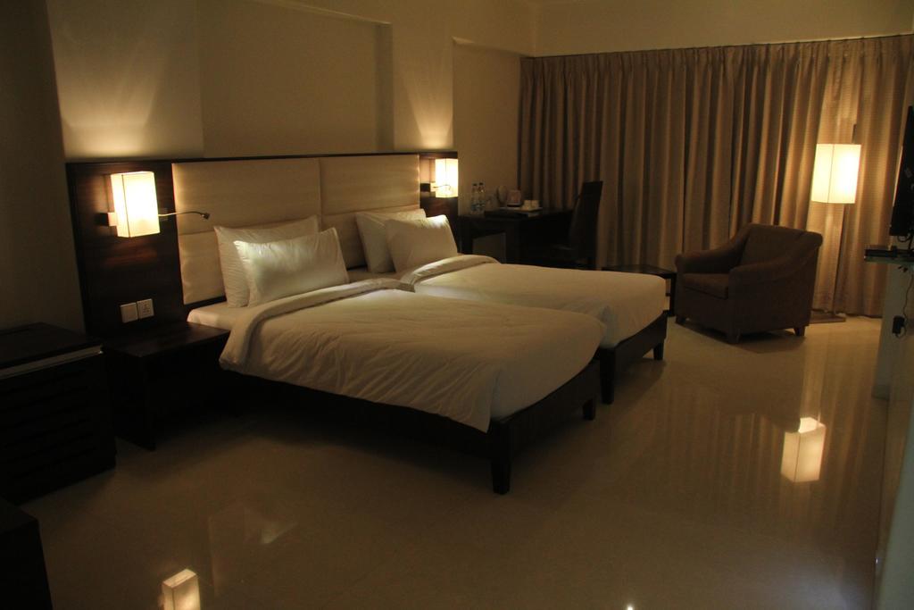 Hotel Beacon T2 Mumbai Room photo